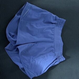 Lululemon Hotty Hot Shorts - size four
